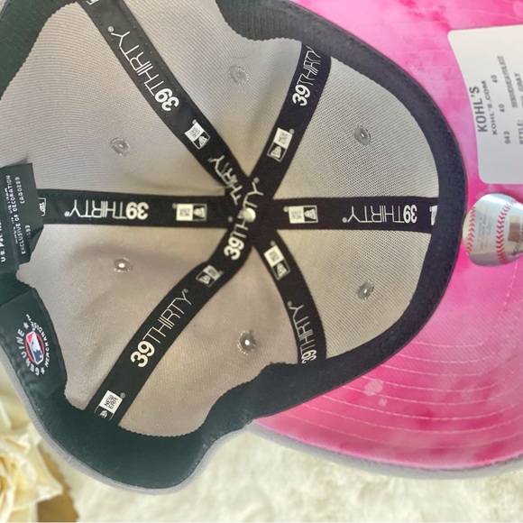 New with tags PHILADELPHIA PHILLIES OFFICIAL MLB HAT GRAY with Pink & white logo - Picture 7 of 7